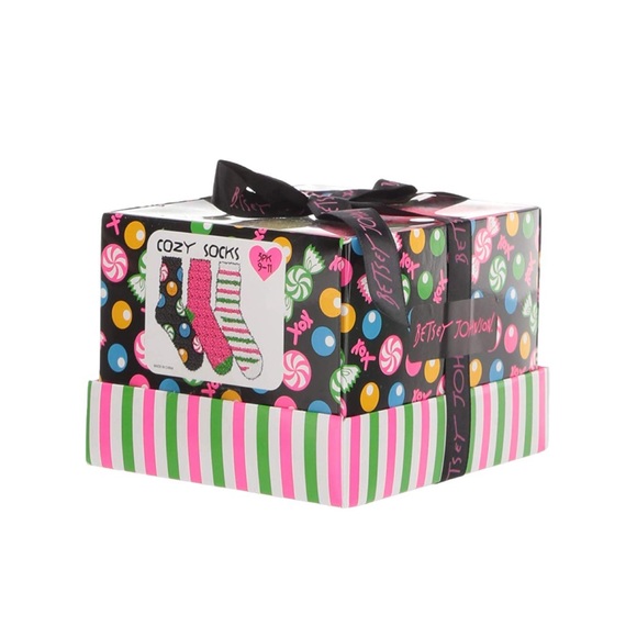 3 Pack BETSEY JOHNSON Cozy Crew Socks Gift Box Set - Picture 3 of 6
